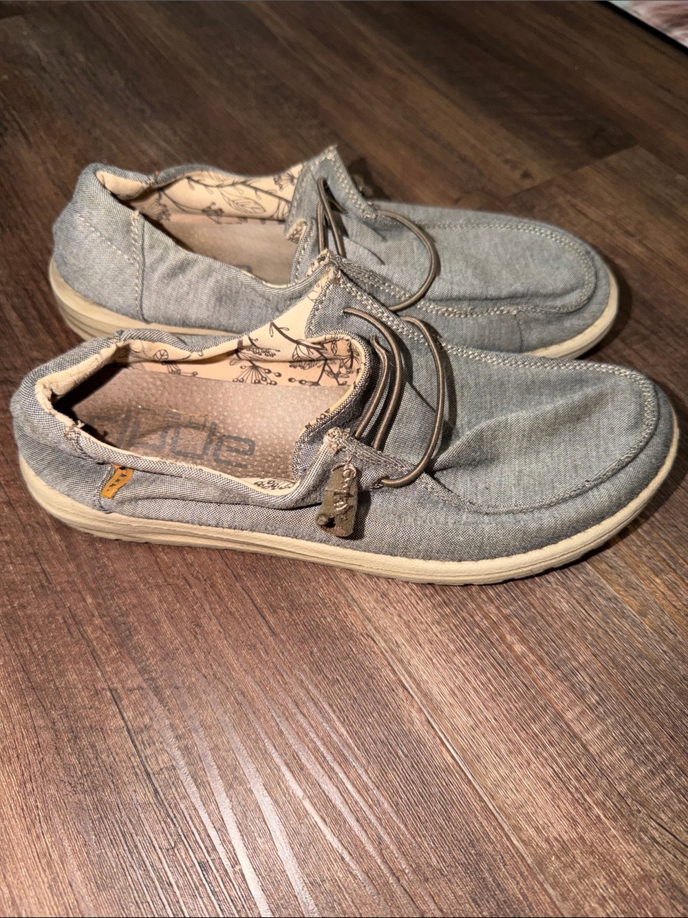 Hey Dude Wendy Stretch Steppa size 8
